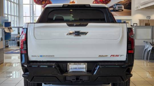 2024 Chevrolet Silverado