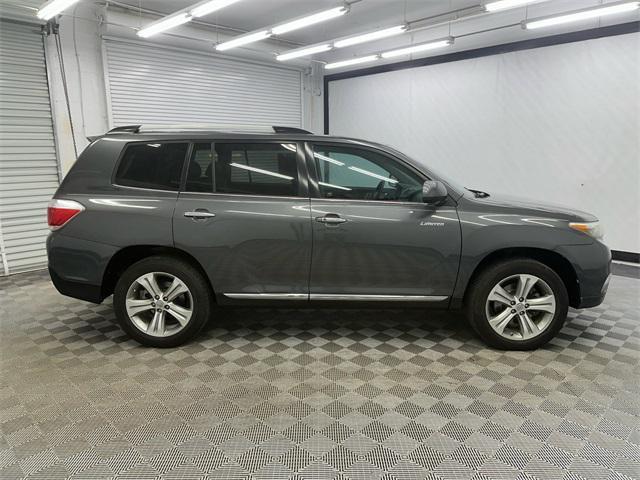 2011 toyota highlander limited