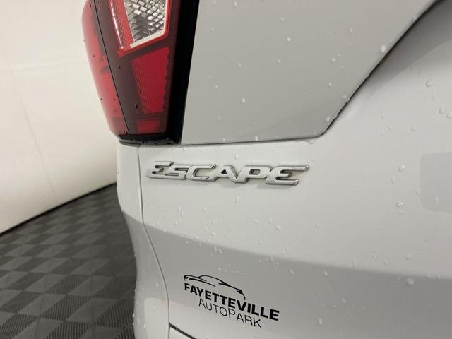 2019 ford escape s