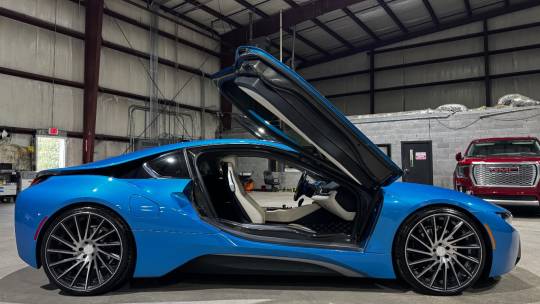 2016 BMW i8