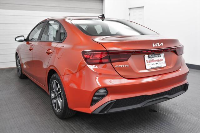 2022 kia forte lxs