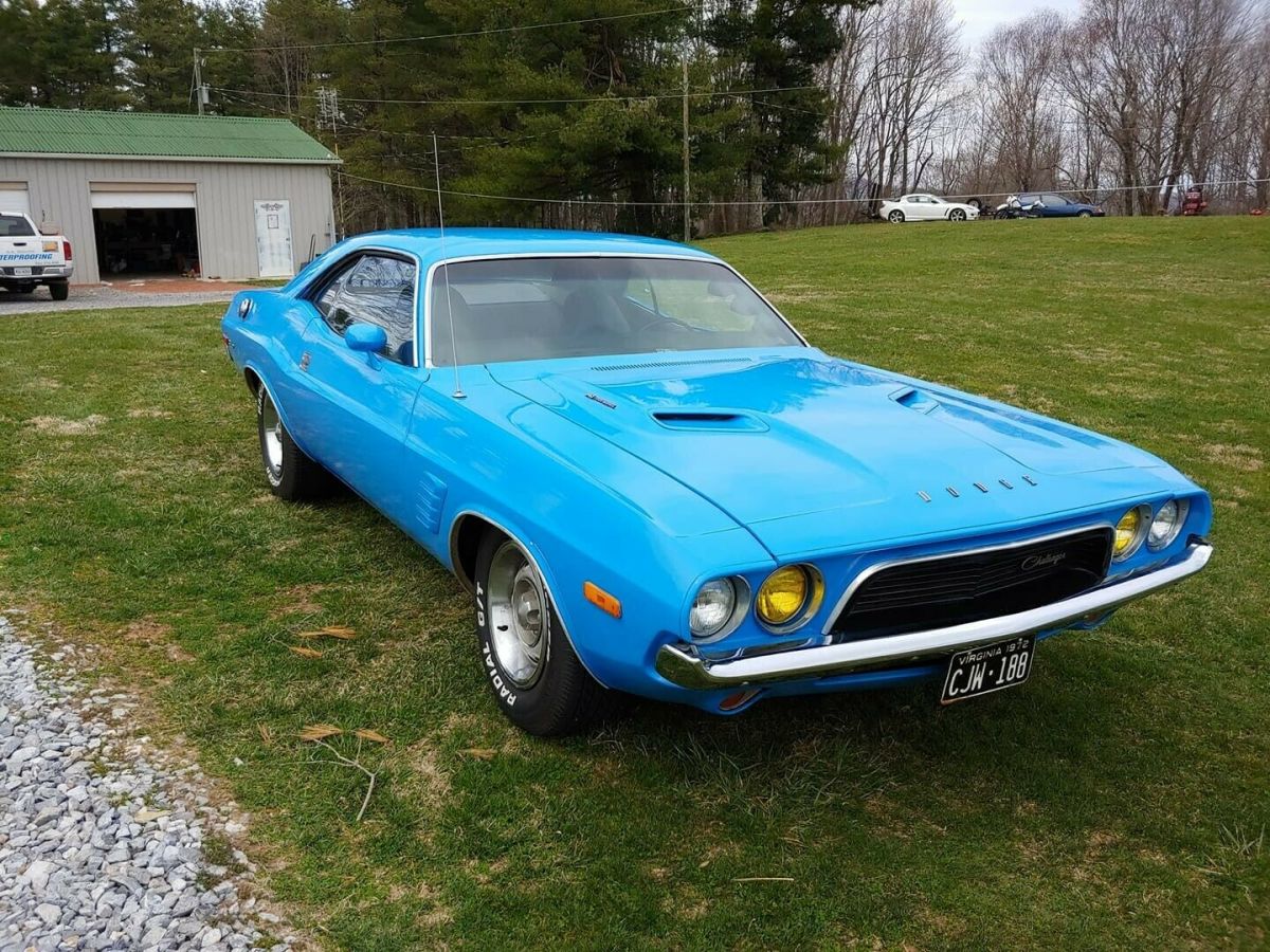 1972 dodge challenger rallye 5.6l