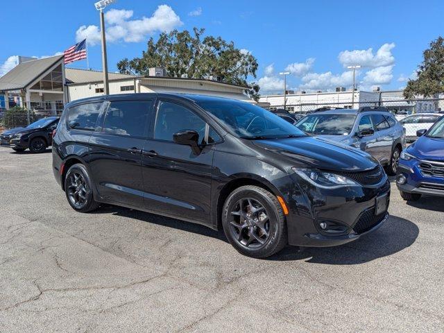 2020 chrysler pacifica touring