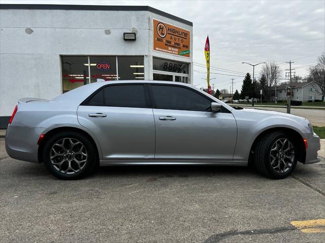 2018 chrysler 300 s