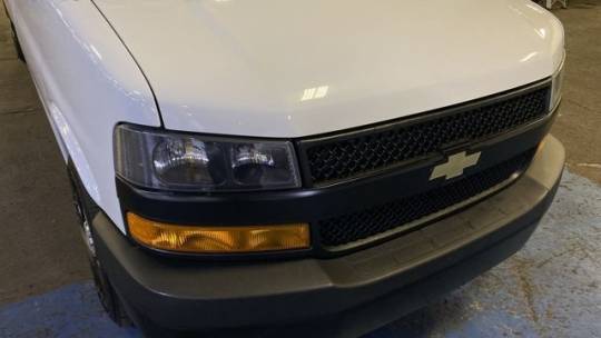 2022 chevrolet express ls 3500