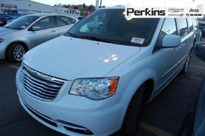 2013 chrysler town & country touring in colorado springs, co