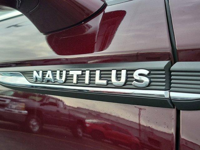 2019 lincoln nautilus select