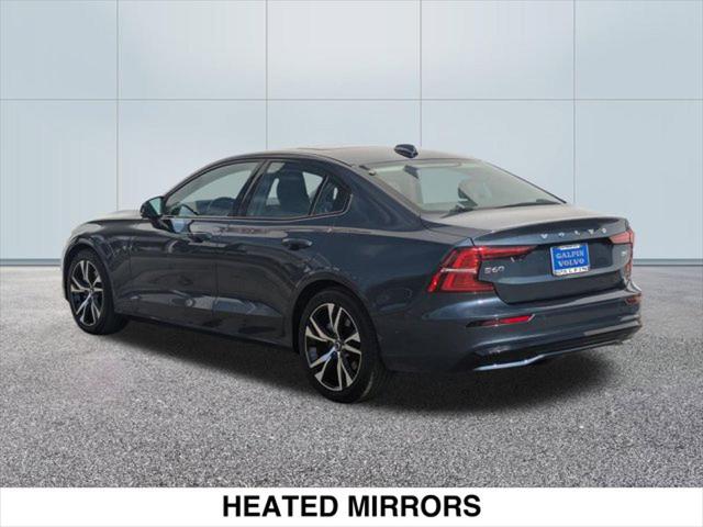 2024 volvo s60 b5 plus dark theme