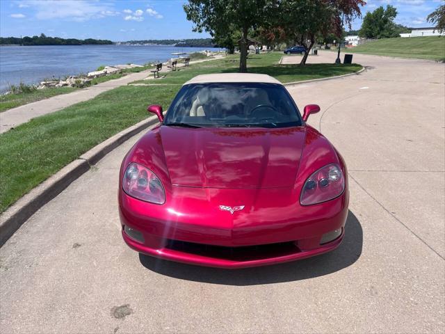 2005 chevrolet corvette base