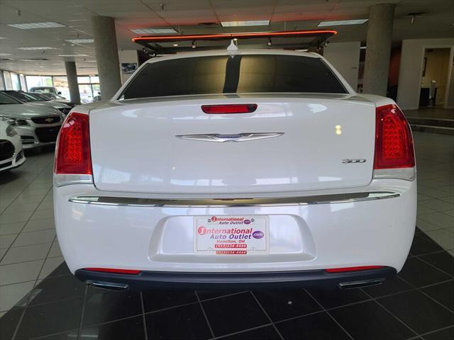 2015 chrysler 300 limited