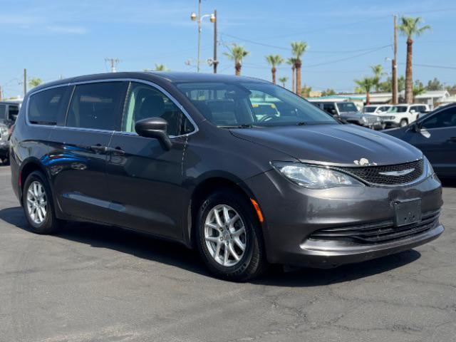2017 chrysler pacifica lx