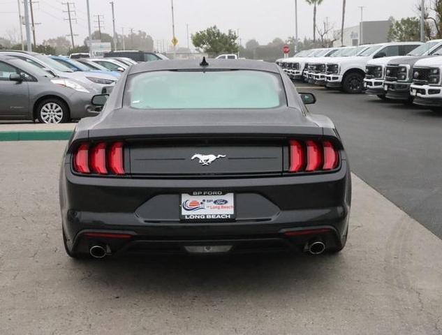 2022 ford mustang ecoboost