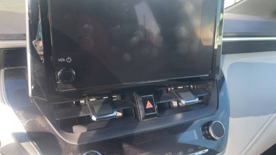 2023 toyota corolla hatchback se