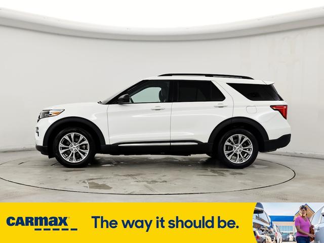 2021 ford explorer xlt