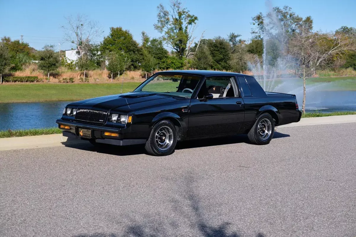 1987 buick regal grand national black