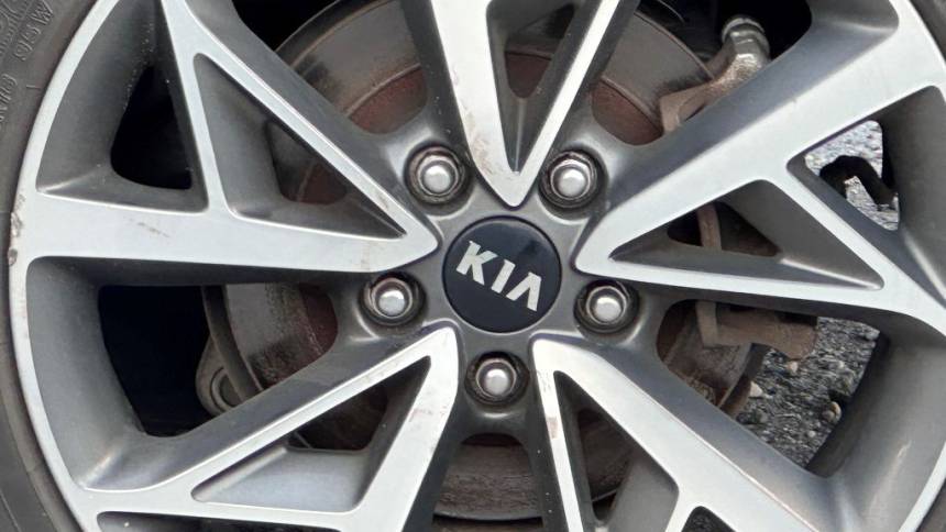 2020 kia niro touring