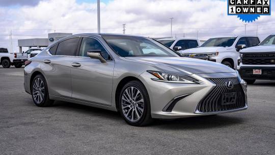 2019 Lexus ES