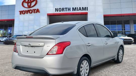 2019 nissan versa sv