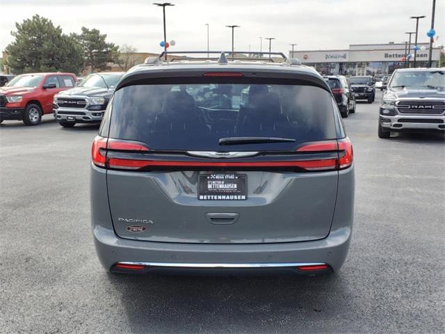 2022 chrysler pacifica touring l