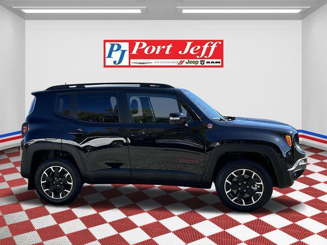 2023 jeep renegade trailhawk