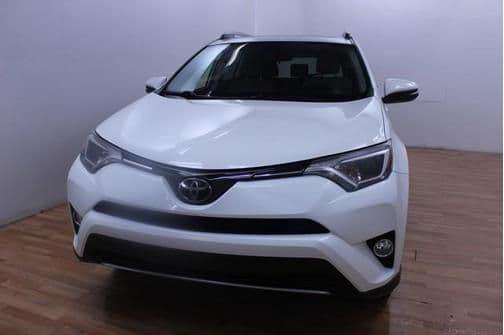 2017 toyota rav4 xle in wyoming, michigan