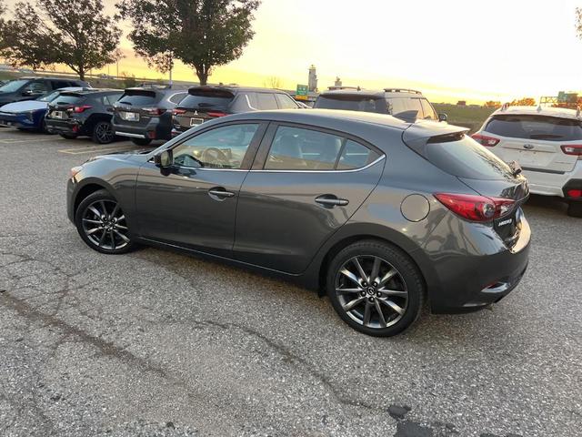 2018 mazda mazda3 touring
