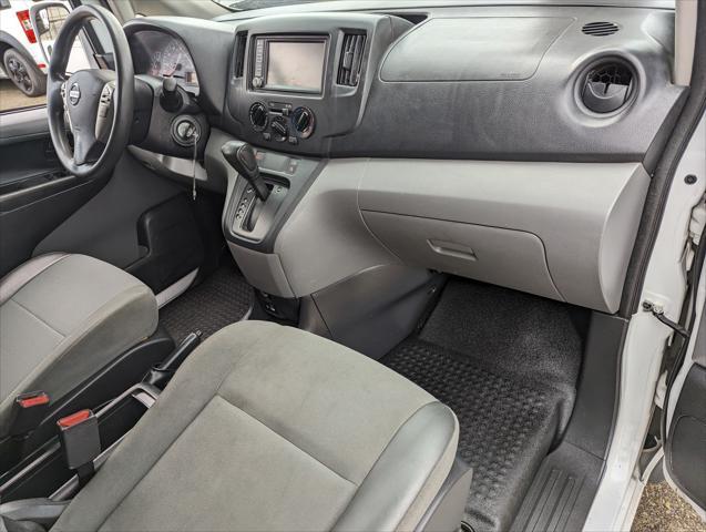 2020 nissan nv200 sv