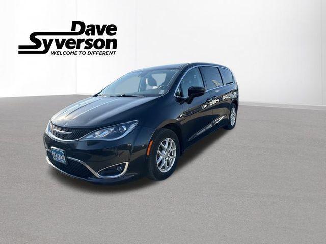 2020 chrysler pacifica touring