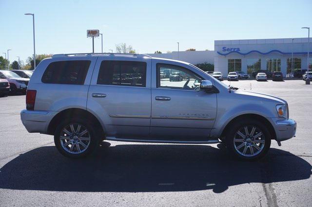 2008 chrysler aspen limited