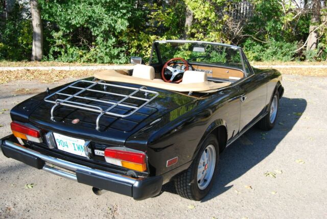 1979 fiat spi8der 124 pininfarina beautiful car l@@k