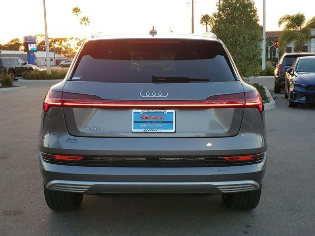 2019 audi e-tron premium plus