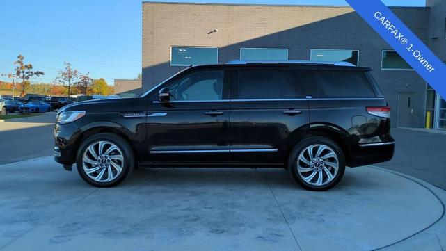 2022 lincoln navigator reserve