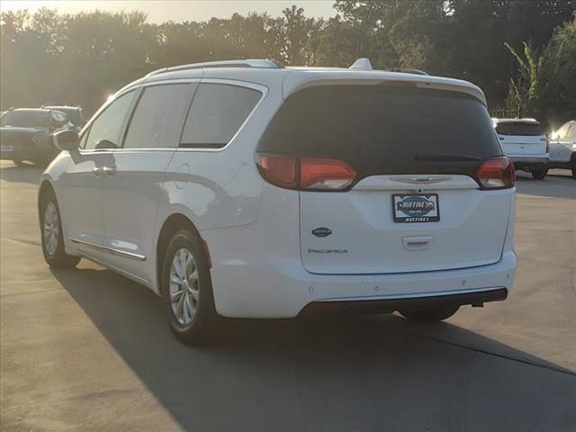 2019 chrysler pacifica touring-l