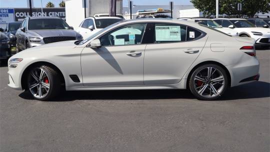 2025 Genesis G70