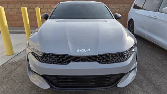 2022 kia k5 gt-line
