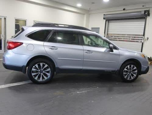 2016 subaru outback in northwoods, illinois