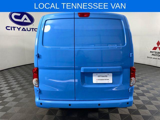2021 nissan nv200 sv