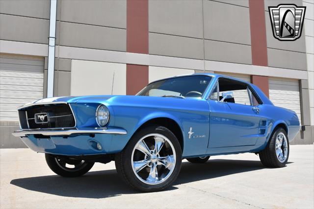 1967 ford mustang base