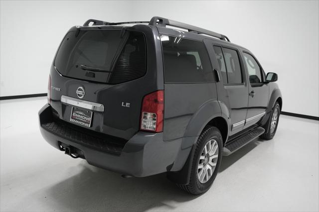 2012 nissan pathfinder le