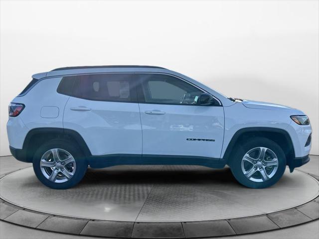 2023 jeep compass latitude