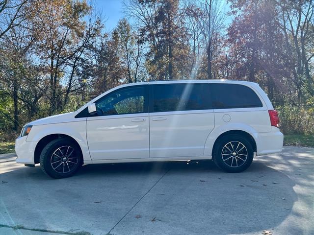2019 dodge grand caravan gt