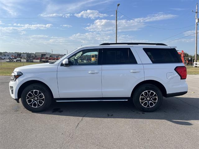 2023 ford expedition xlt