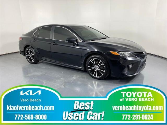 2019 toyota camry se