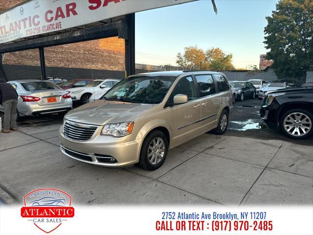2016 chrysler town & country touring