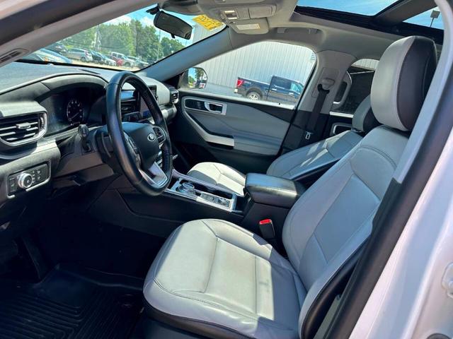 2021 ford explorer xlt