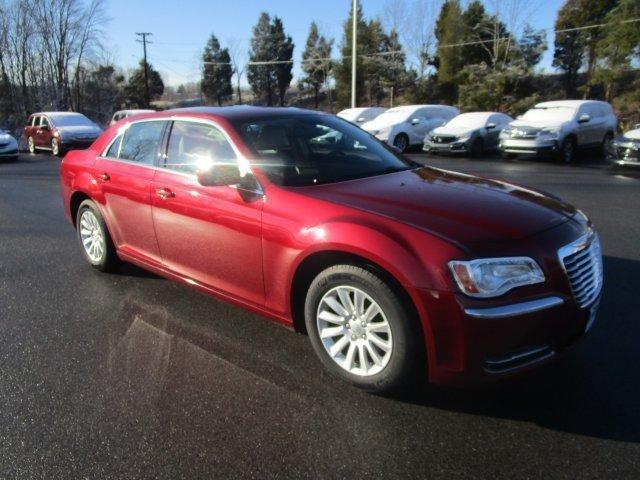 used 2014 chrysler 300 kingsport, tn 37660 for sale in bloomingdale, tennessee