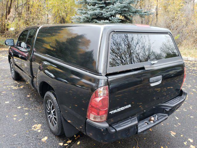 2013 toyota tacoma base