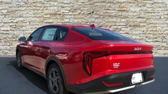 2025 Kia K4 ex