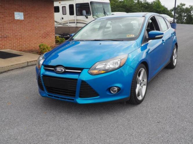 2013 ford focus titanium titanium 4dr hatchback for sale in martinsburg, west virginia