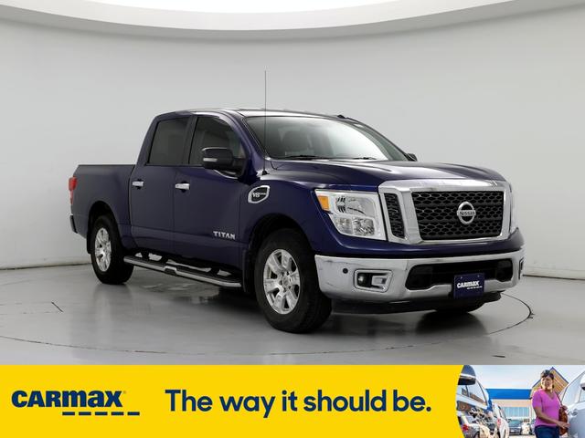 2017 nissan titan sv